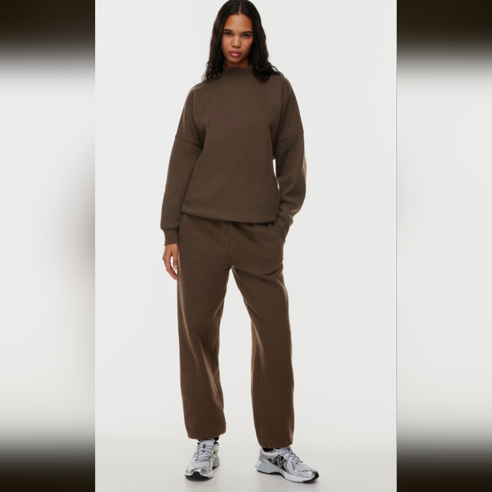 Aritzia sweat set